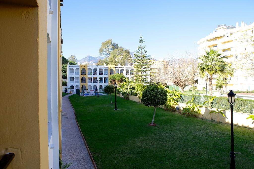 Apartamento Andalucia ベナルマデナ エクステリア 写真