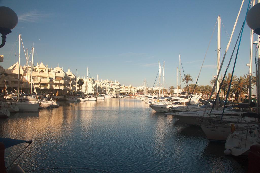Apartamento Andalucia ベナルマデナ エクステリア 写真